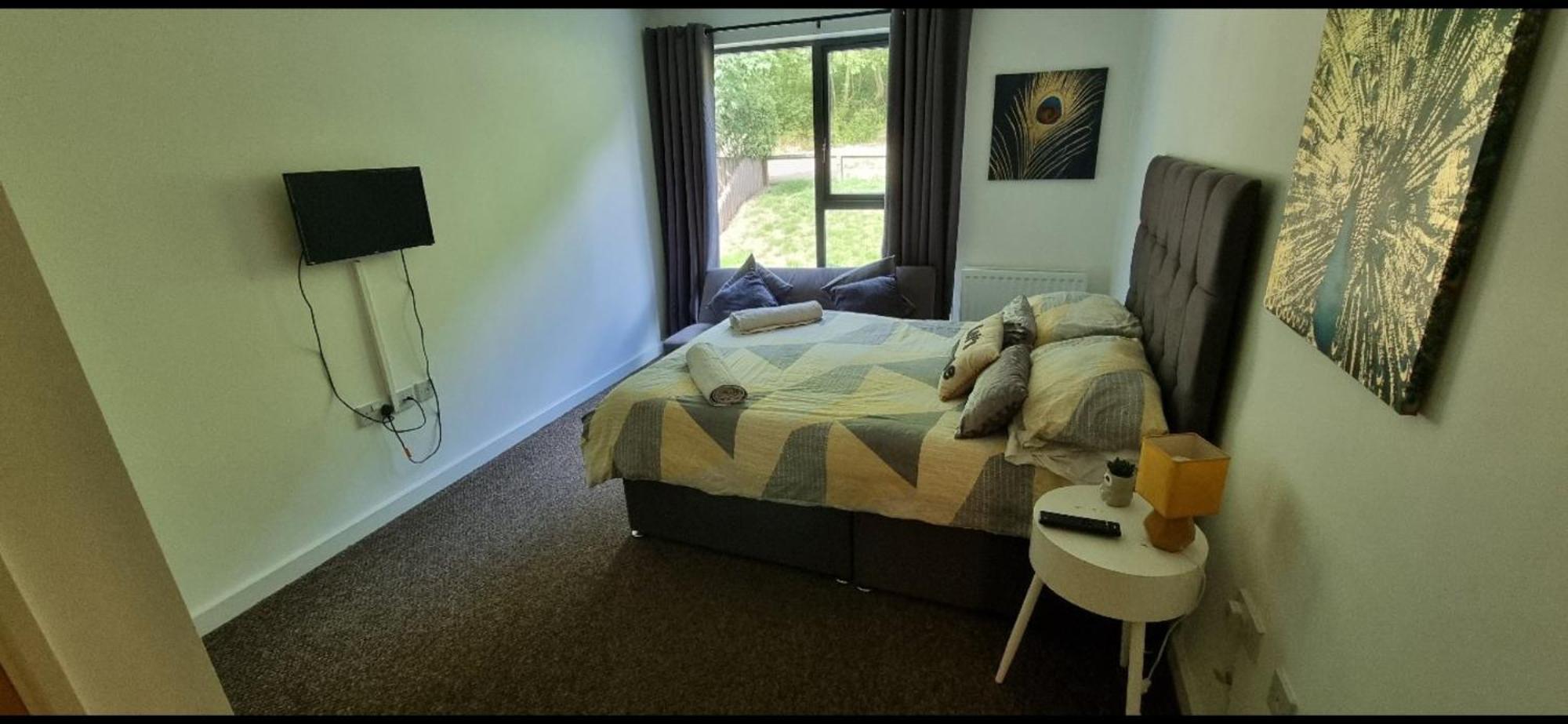 Brentwood Town Retreat - Large 2 Bedroom Apartment Oda fotoğraf